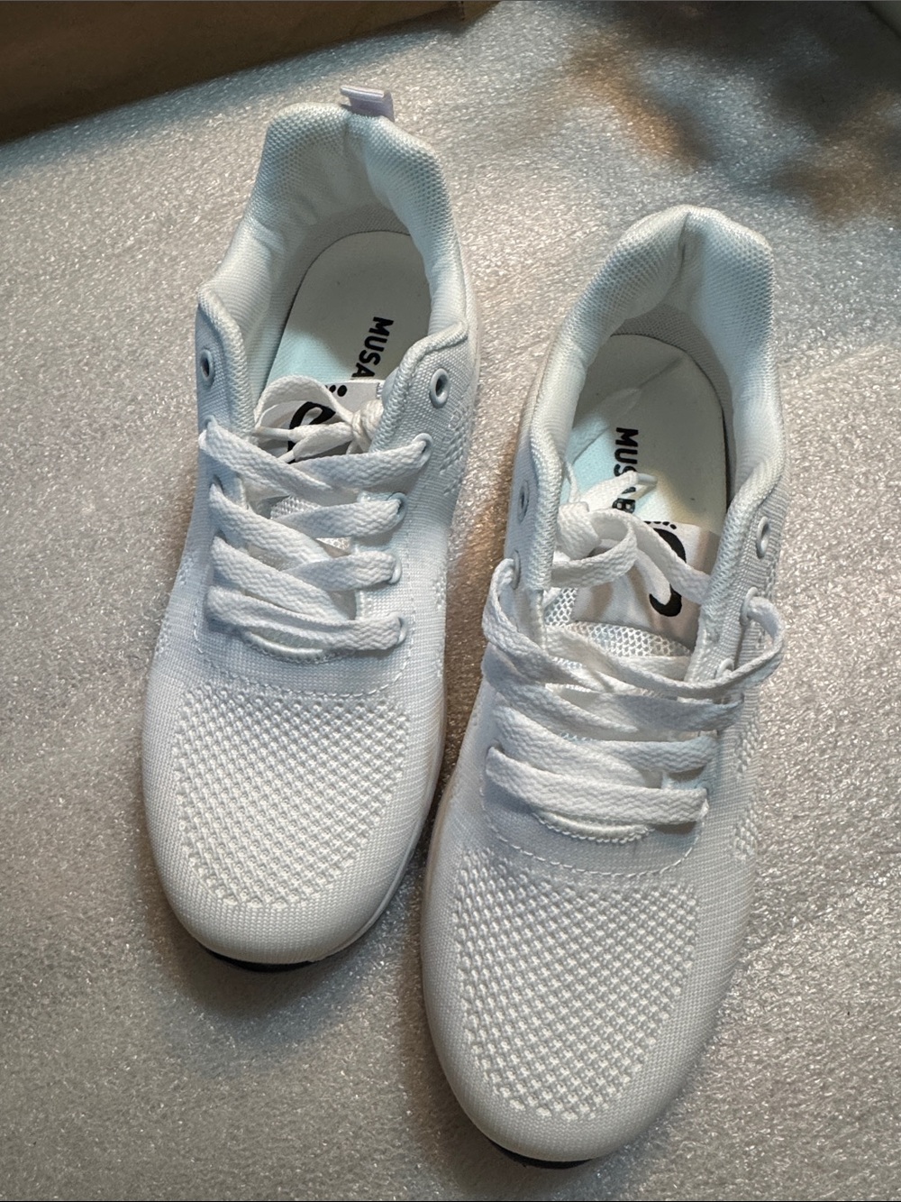New Musabela White Knit Athletic Sneakers - Lightweight Lace-Up size 6 - Picture 3 of 8